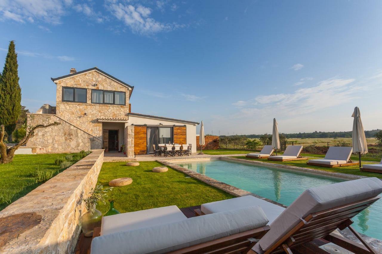 Villa Casa Daco ビオグラード・ナ・モル エクステリア 写真